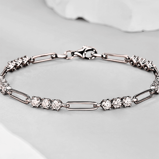 Urbino Link - 1.8 ct Moissanite Bracelet in 925 sterling silver.