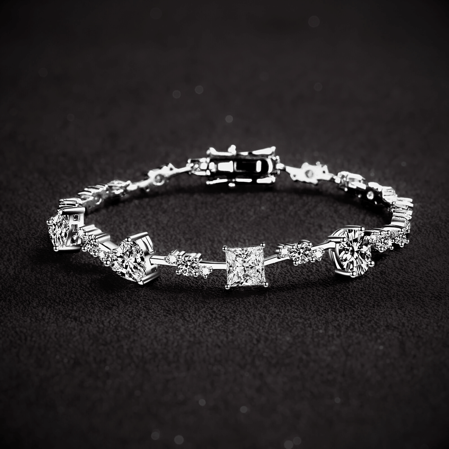 Meridian Link - 6.2ct Moissanite tennis Bracelet in 925 sterling silver