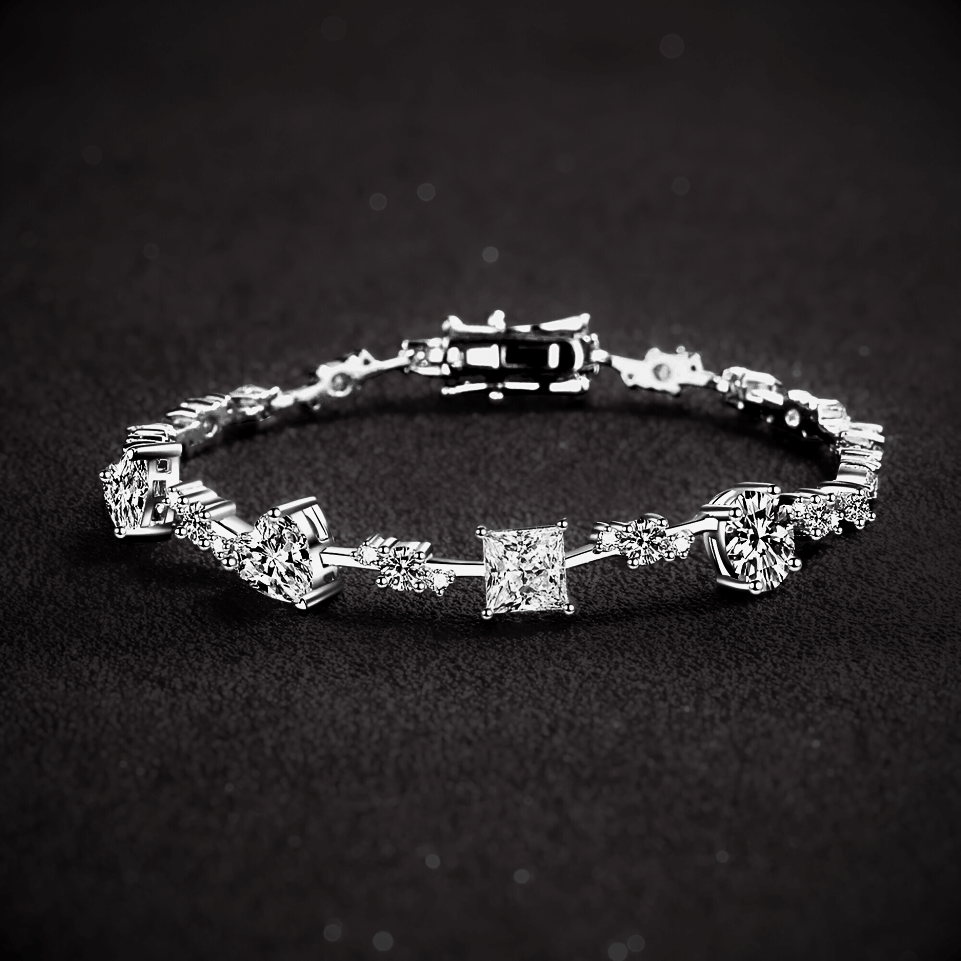 Meridian Link - 6.2ct Moissanite tennis Bracelet in 925 sterling silver