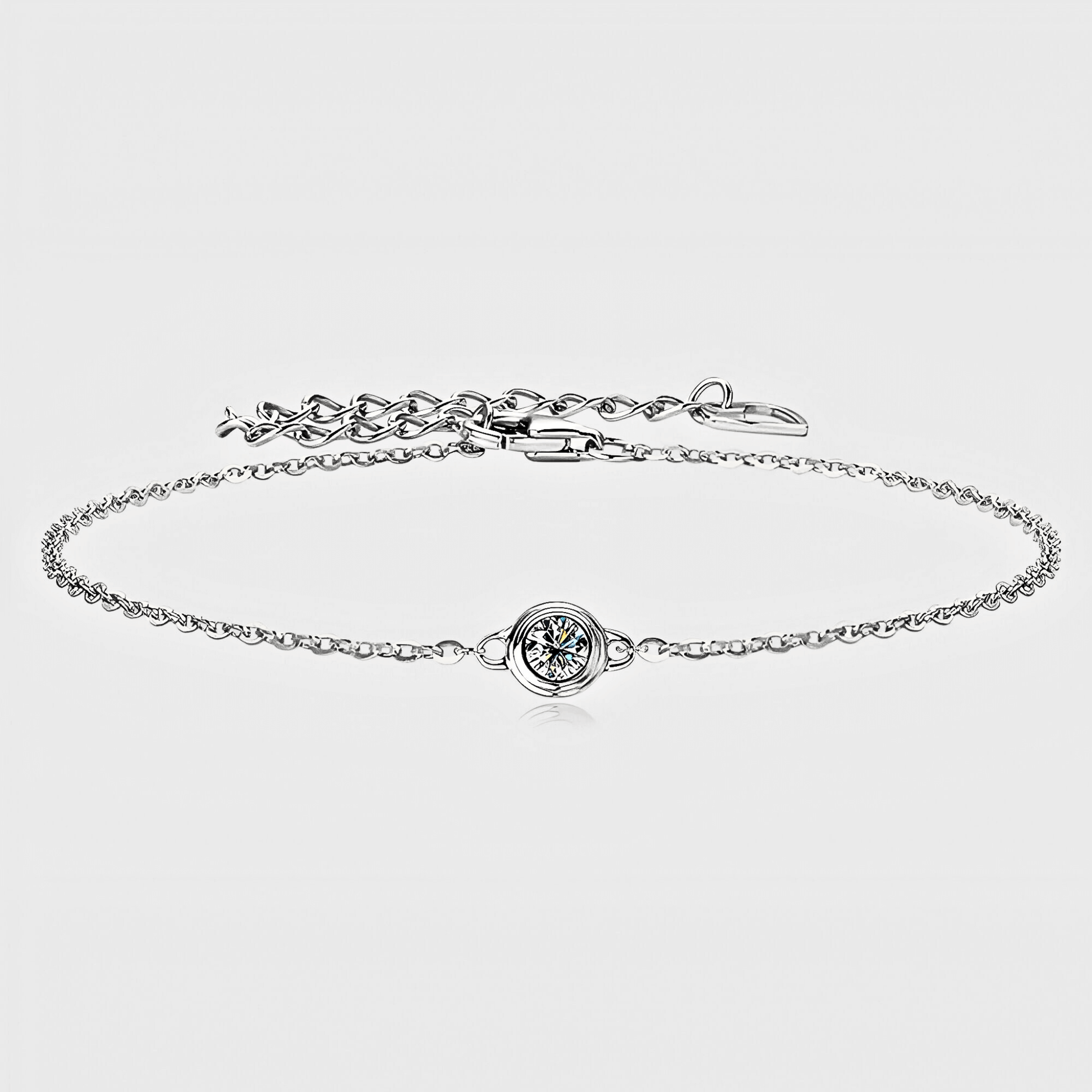Sola Bracelet - a 925 silver moissanite bracelet featuring 0.1 carat of white moissanite.