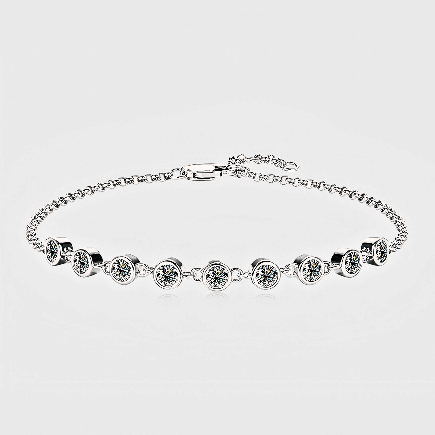 Solenne Bracelet 0.9ct - Inlaid Moissanite Bracelet in 925 sterling silver.