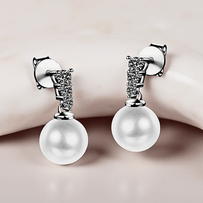 Marina Drops 0.23ct - Moissanite Pearl Earrings in 925 sterling silver, plated with rhodium, featuring freshwater pearls