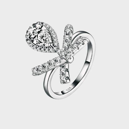 Elysian Band 1ct – Moissanite Solitaire Ring in 925 Sterling Silver with zircon accents.