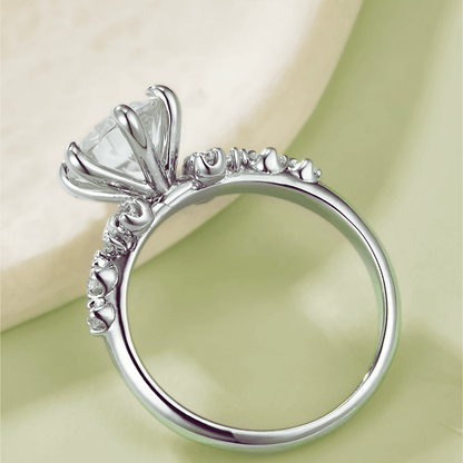Dama Ring 2ct - A moissanite solitaire ring in 925 sterling silver. |  silver moissanite ring